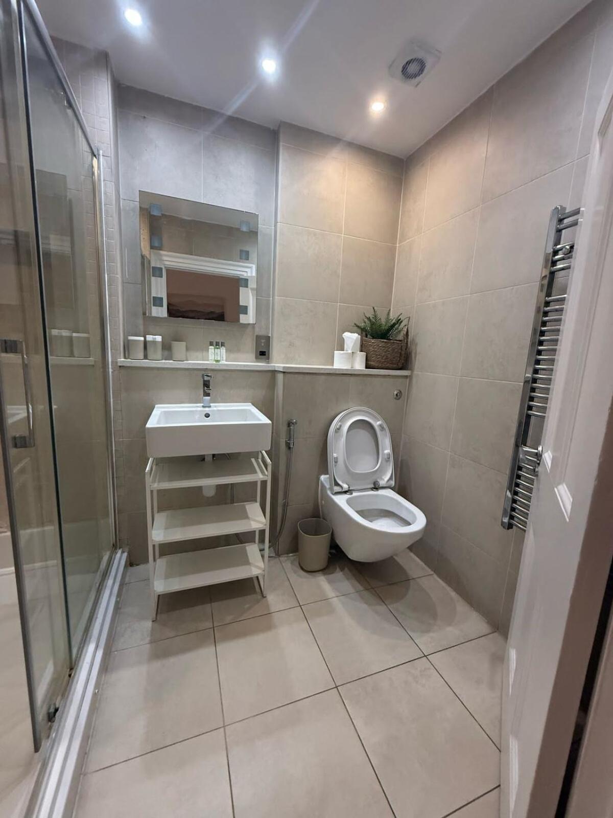 Appartamento C44- Spacious Split Level Flat Near Edgware Road
