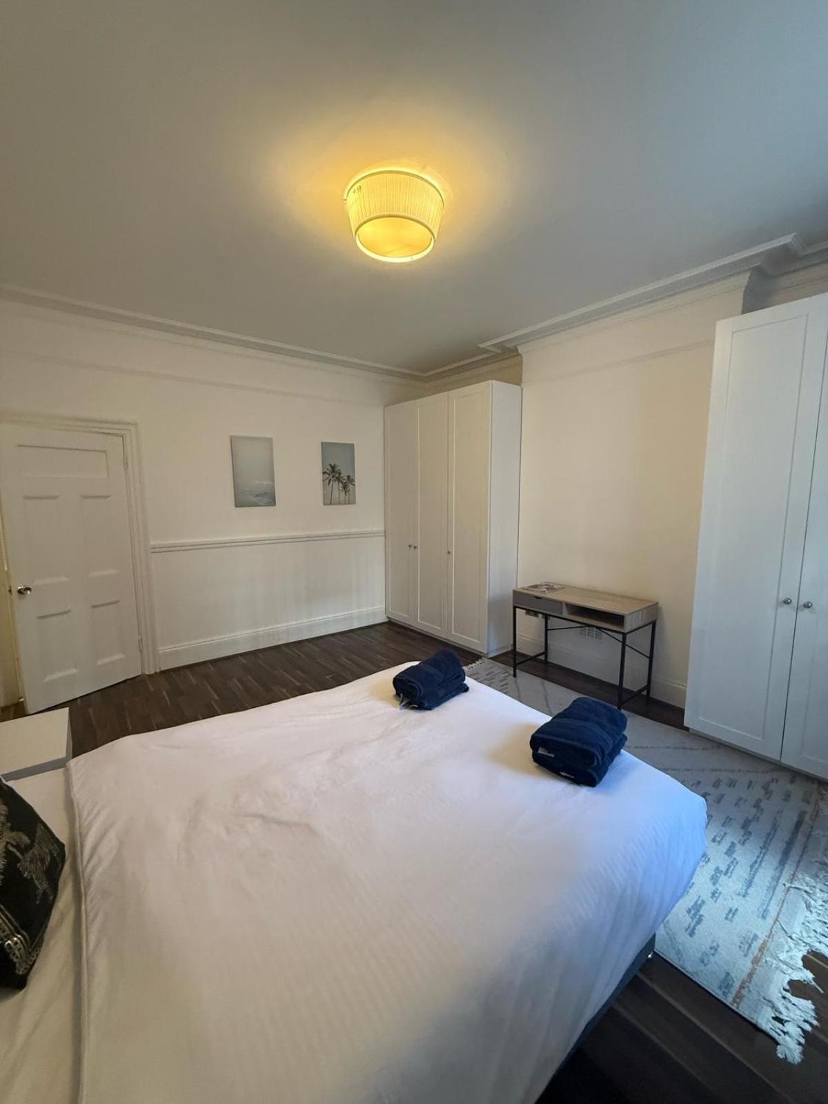 C44- Spacious Split Level Flat Near Edgware Road Appartamento Londra