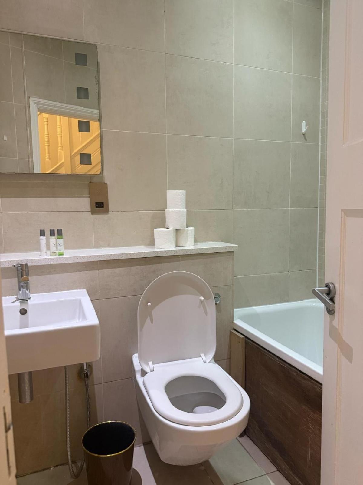 C44- Spacious Split Level Flat Near Edgware Road Appartamento *