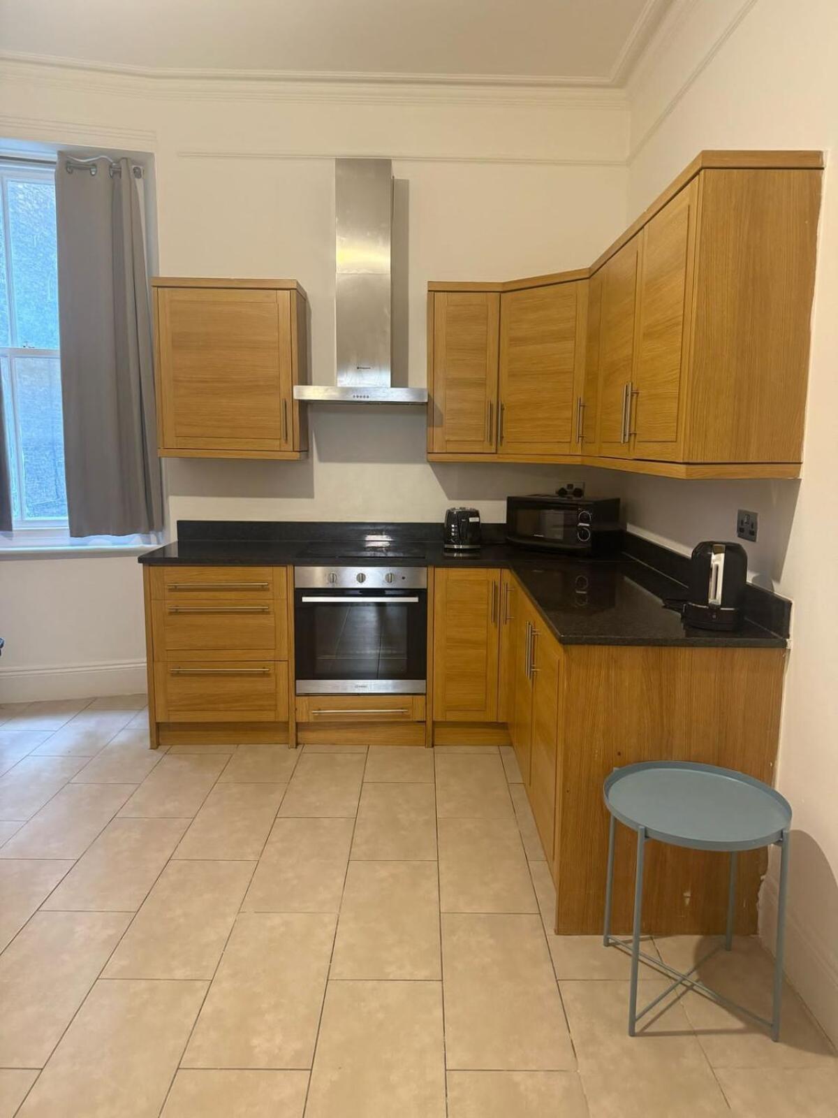 C44- Spacious Split Level Flat Near Edgware Road Appartamento